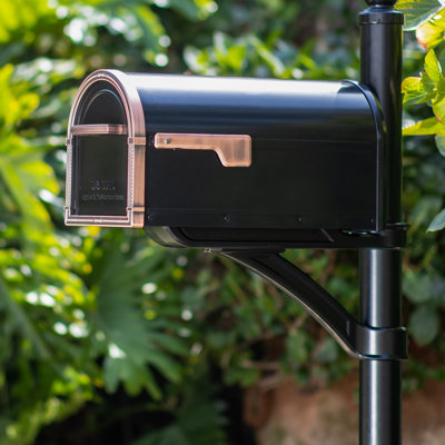 mailbox bungalow mailboxes